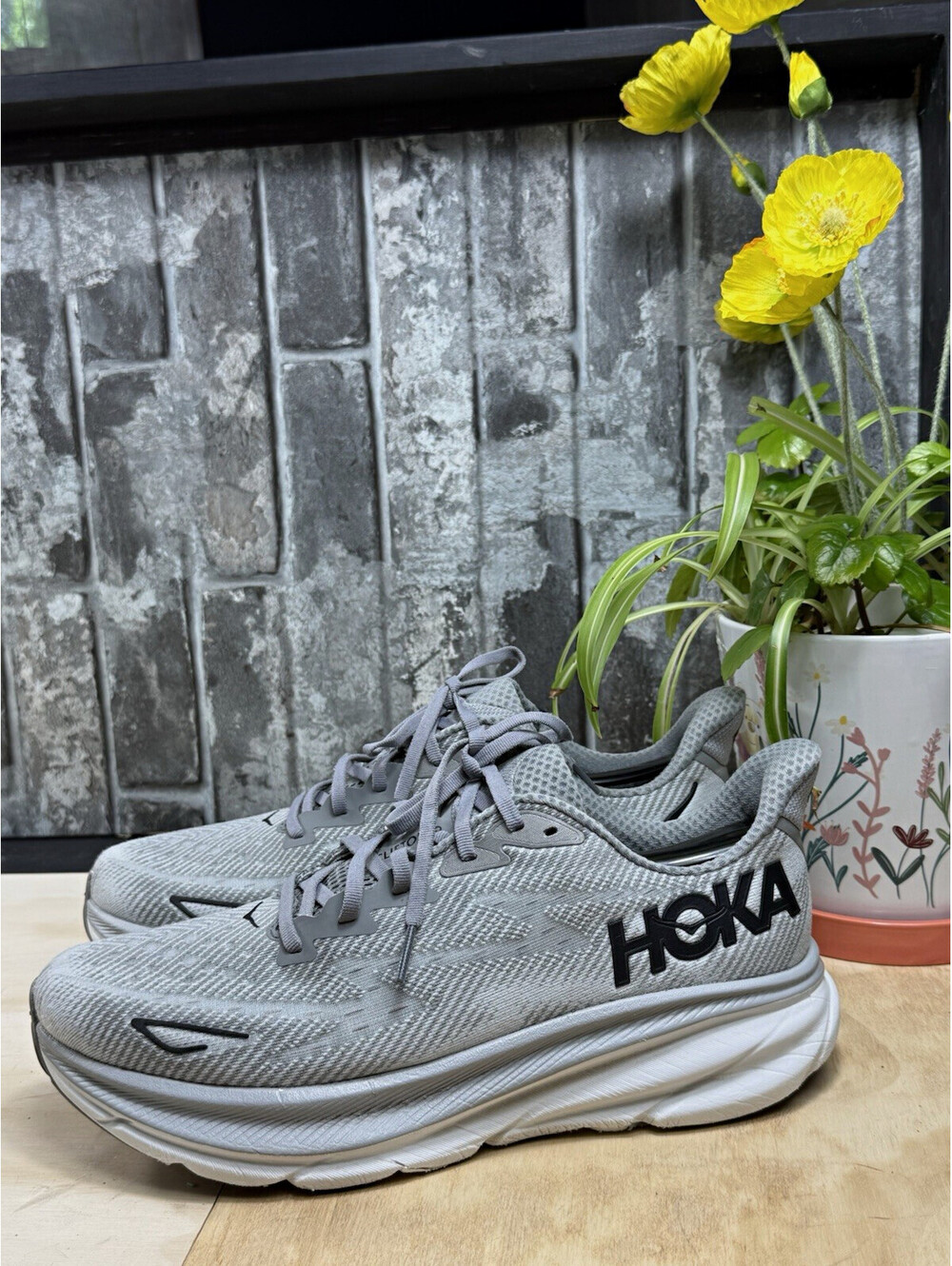 Hoka One One Clifton 9 Men's Harbor Mist/Black Low Top Lace-Up Sneaker 1127895